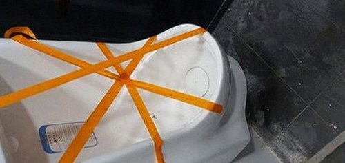 청운동 하수구막힘 배관 내부 흐름을 확인하고 조치 후 배수 상태를 점검하는 과정